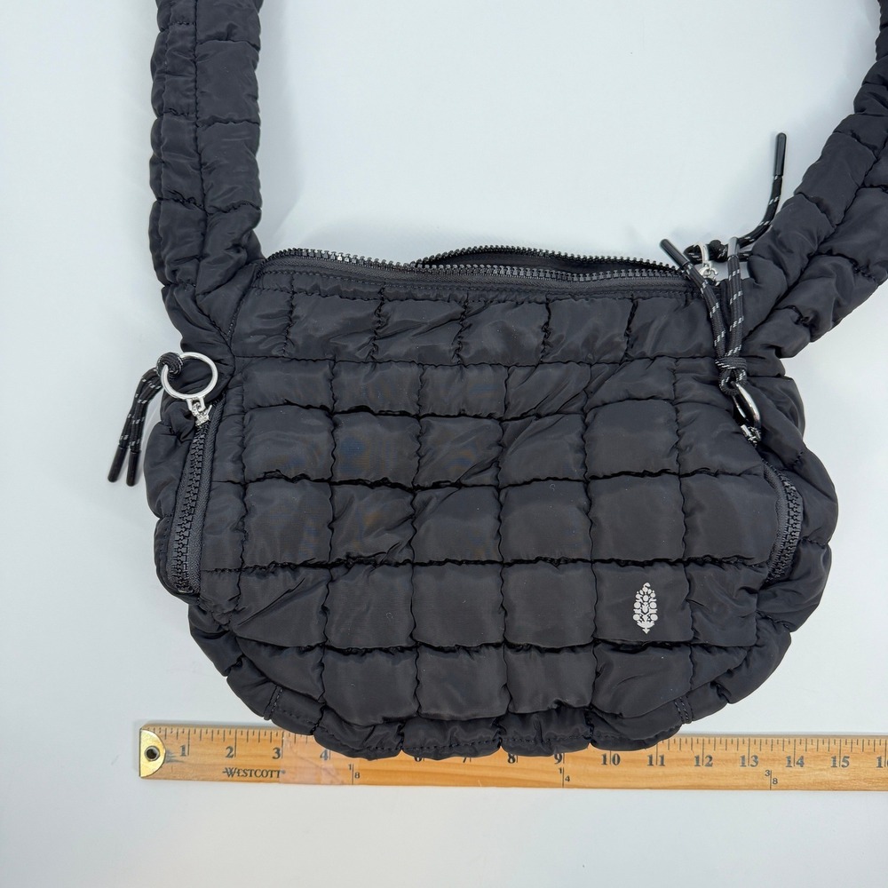 Free People FP Movement Baby Carryall Black Quilted Puffer Bag Padded Strap - Picture 8 of 10